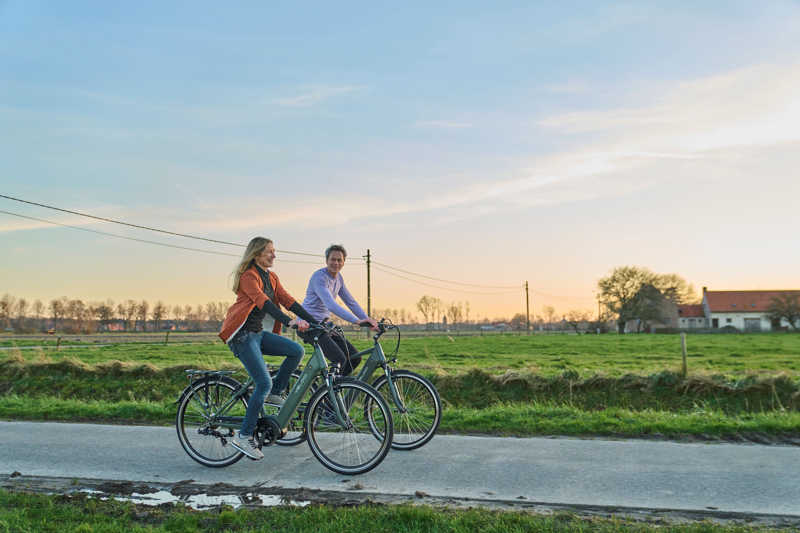 veloci step through electric bike